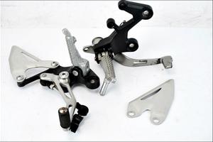 Kawasaki Ninja 500 25 26 pedane pilota