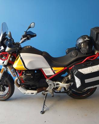 Moto Guzzi V85TT Evocative Grafics