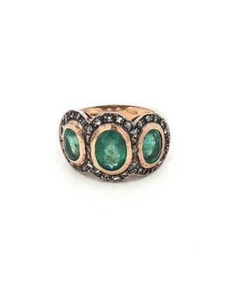 Anello trilogy in oro rosa con smeraldi ovali