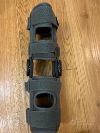 Tutore donjoy ginocchio