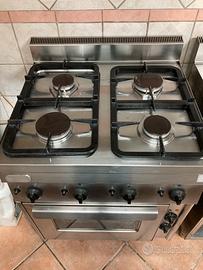 Cucina semi industriale quattro fuoch- Friggitrice