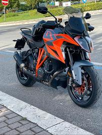 KTM 1290 SUPER DUKE GT