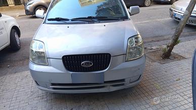 Kia Picanto Benz anno 2008.