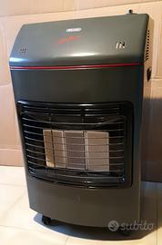 Stufa a gas DeLonghi da 4500 watt, color grigio