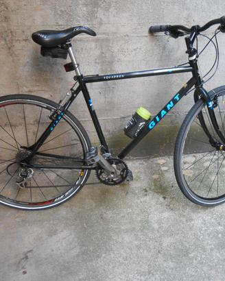 MTB Vintage Giant Squadron Touring Line-pari nuovo