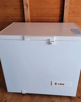 Congelatore a pozzetto Ignis