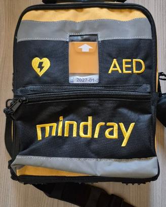 Defibrillatore DAE semiautomatico