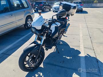 F800R