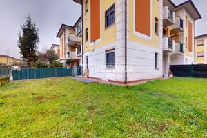 BILOCALE AUTONOMO CON AMPIO GIARDINO E GARAGE