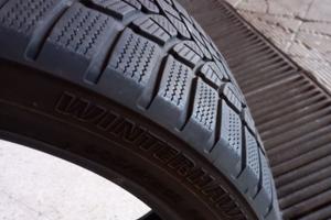 Gomme invernali firestone winterhawk 3 235/45R18