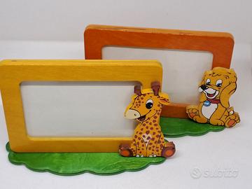 Coppia di cornici portafoto in legno per bimbi