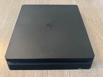 Playstation 4 Slim