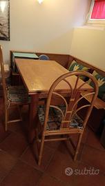 tavolo allungabile più panche e 2 sedie vinimi