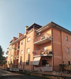 Su via Aldo Moro, appartamento al primo piano