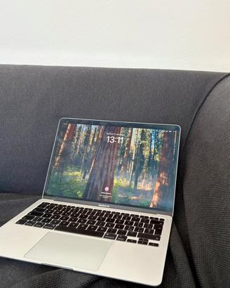 MacBook Air 13” (Retina-2020)