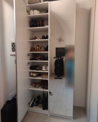 Armadio IKEA PAX con ante a specchio AHEIM