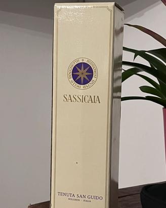 Bottiglia vino Sassicaia 2015