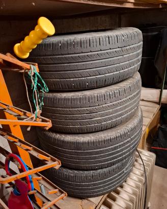 treno gomme estivo 225/60 R17