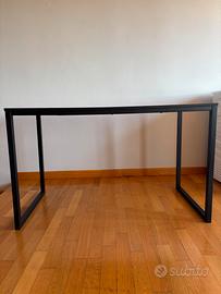 Scrivania per computer, scrittoio