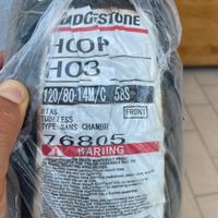 Pneumatico, gomma, ruota anteriore scooter o moto