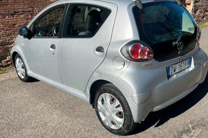 Toyota aygo 31mila km certificati unipro Neopatent