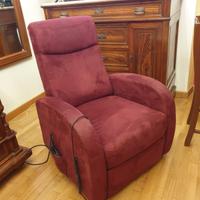 Poltrona alzapersona elettrica motorizzata