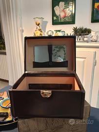 Beauty case vintage rigido marrone con specchio