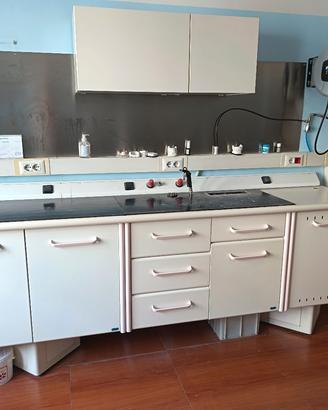Banchi laboratorio odontotecnico
