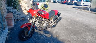 Ducati Monster M900