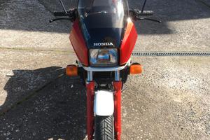 Honda VF500F