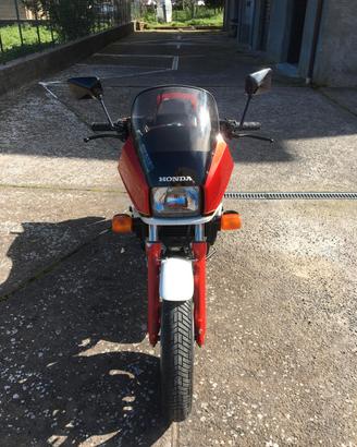 Honda VF500F