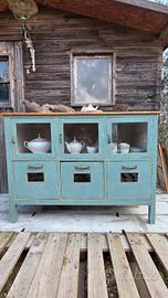 mobile da negozio antico 