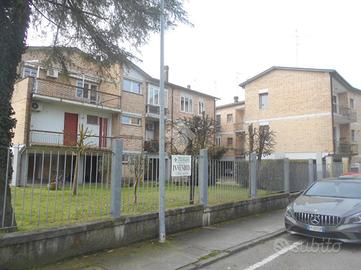 5 LOCALI A COMACCHIO