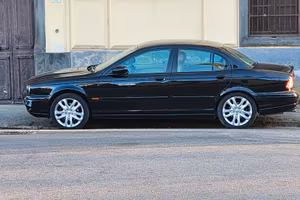 Jaguar x Type Sport 2500