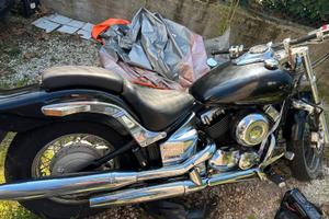 Yamaha 650 XVS Dragstar