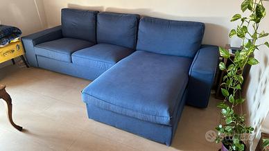 Divano blu Ikea Kivik