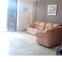 Divsno in pelle ad angolo