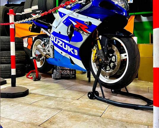 Suzuki GSX R 1000 - 2001 K1