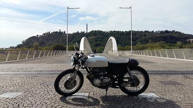 Café Racer su base Honda CB 400 Four SS (FMI)