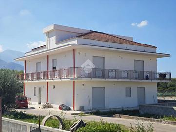 PORZIONE DI BIFAMILIARE A NOCERA INFERIORE