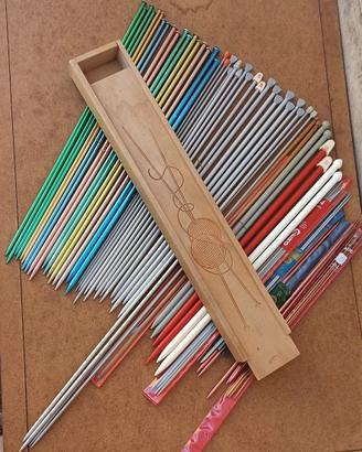 Lotto ferri da maglia + scatola legno – 26 paia
