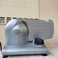 Affettatrice per uso domestico