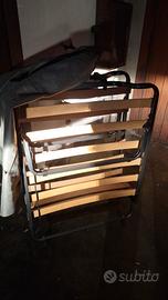 Letto pieghevole con ruote salvaspazio 