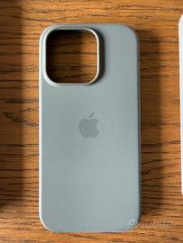 Cover Apple iPhone 16 pro grigia