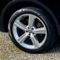 Set 4 Ruote 20" Originali + pirelli