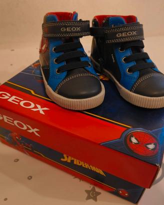 scarpe Spiderman Geox bambini (disponibili 2 paia)
