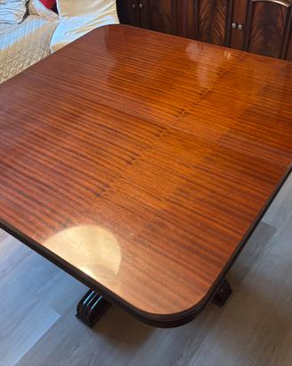TAVOLO CON SEDIE VINTAGE