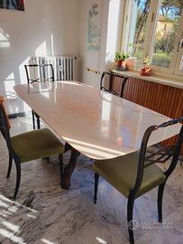 tavola in marmo, con base in legno