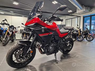 Yamaha Tracer 7 Base ROSSA 2025