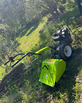 MOTOCOLTIVATORE CON FRESA GRILLO 8CV